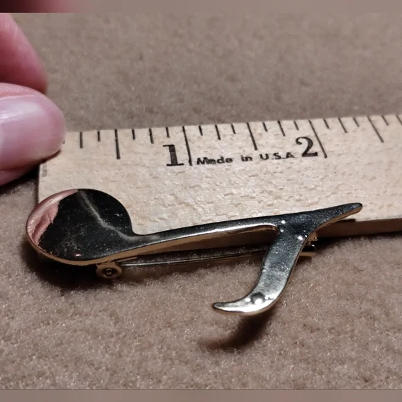 💵 Music Note Pin - Picture 3 of 3